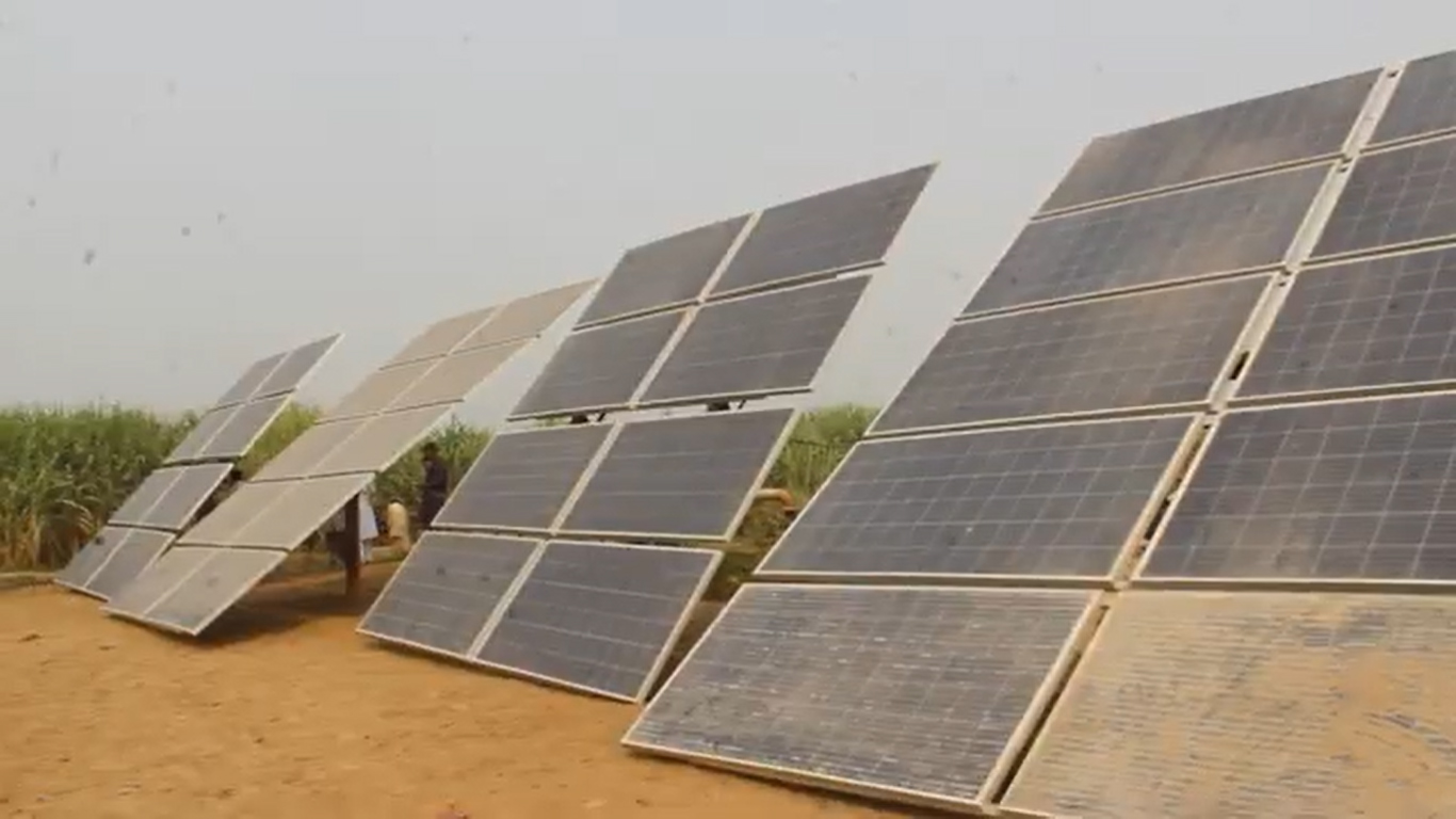 Farmers Channel Sunshine to Rediscover Natural Power