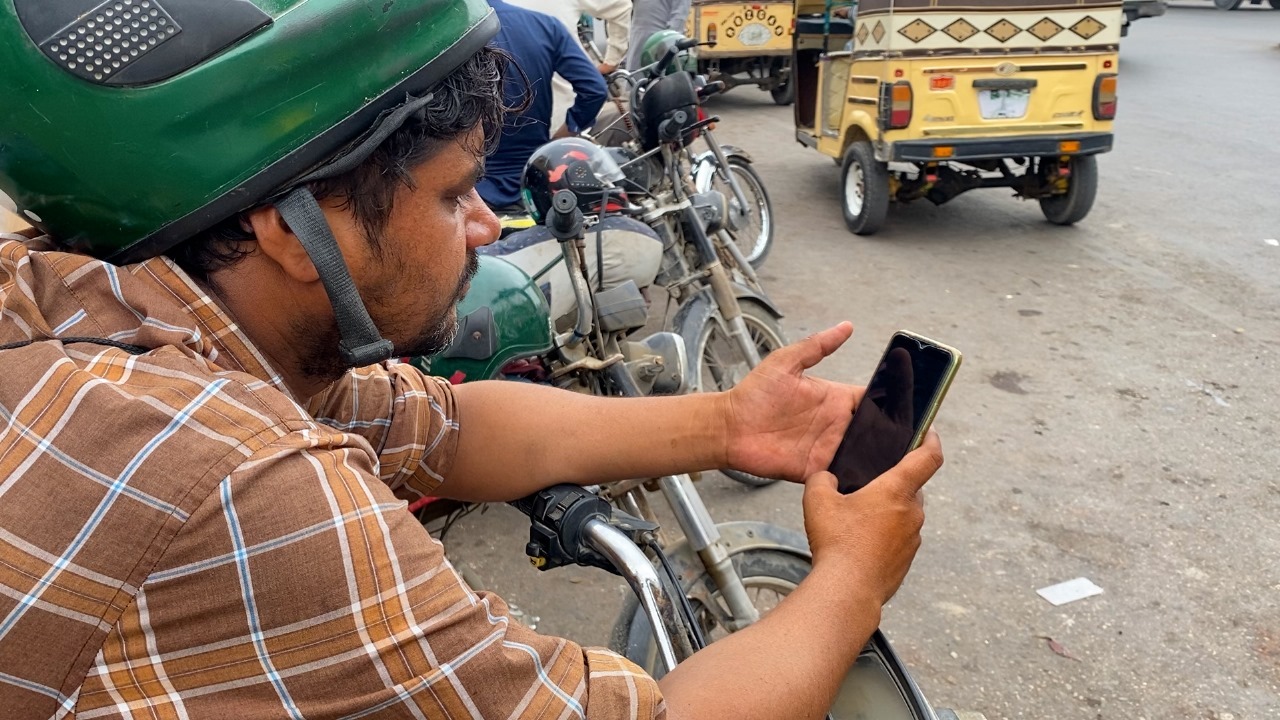 Tap Phone to Travel And Save Big Bucks